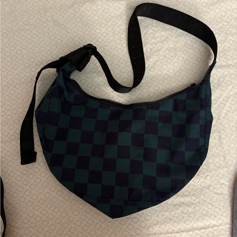 Baggu checkered medium crescent